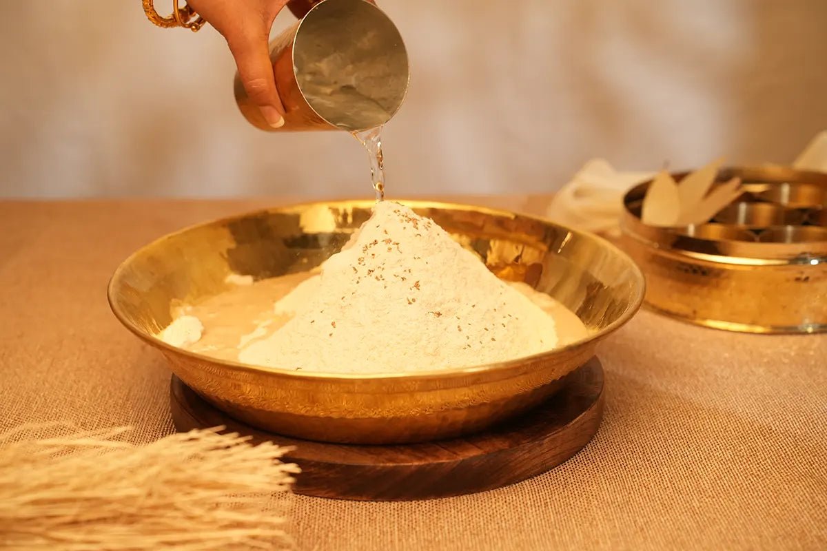 Brass Paraat - Handmade, Hammered Finish & Pure Brass - Kalasians